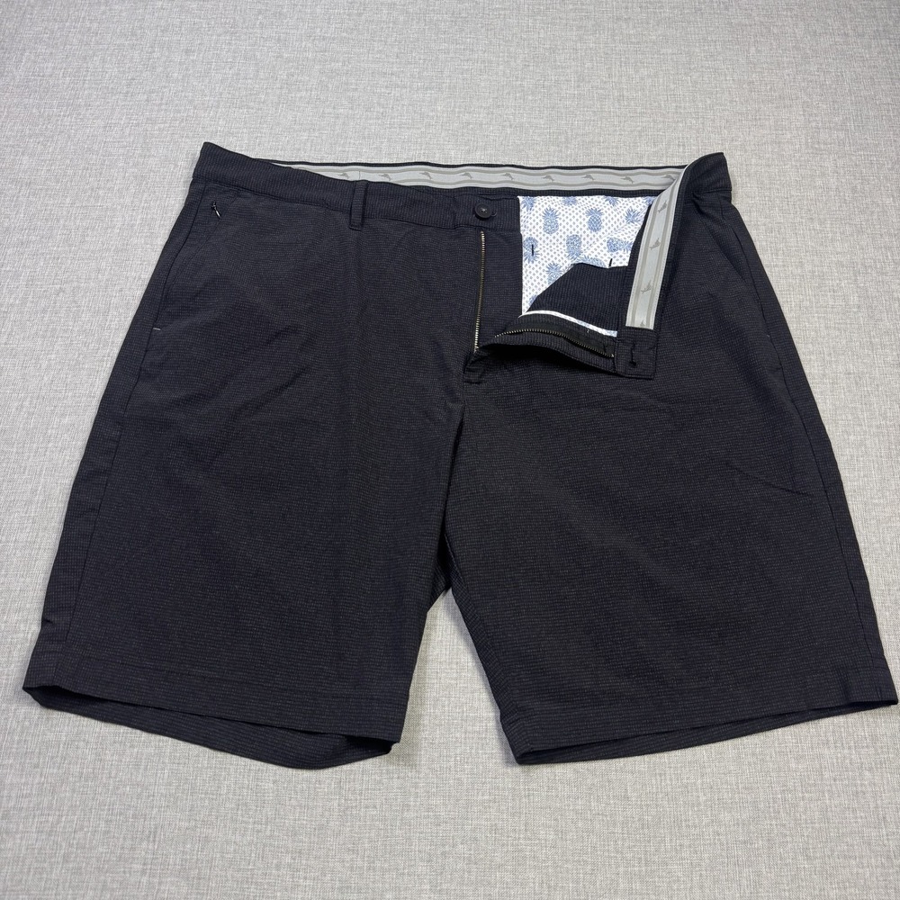 Tommy Bahama Chip Shot Performance Golf Chino Shorts Mens 42 Black 10" Inseam